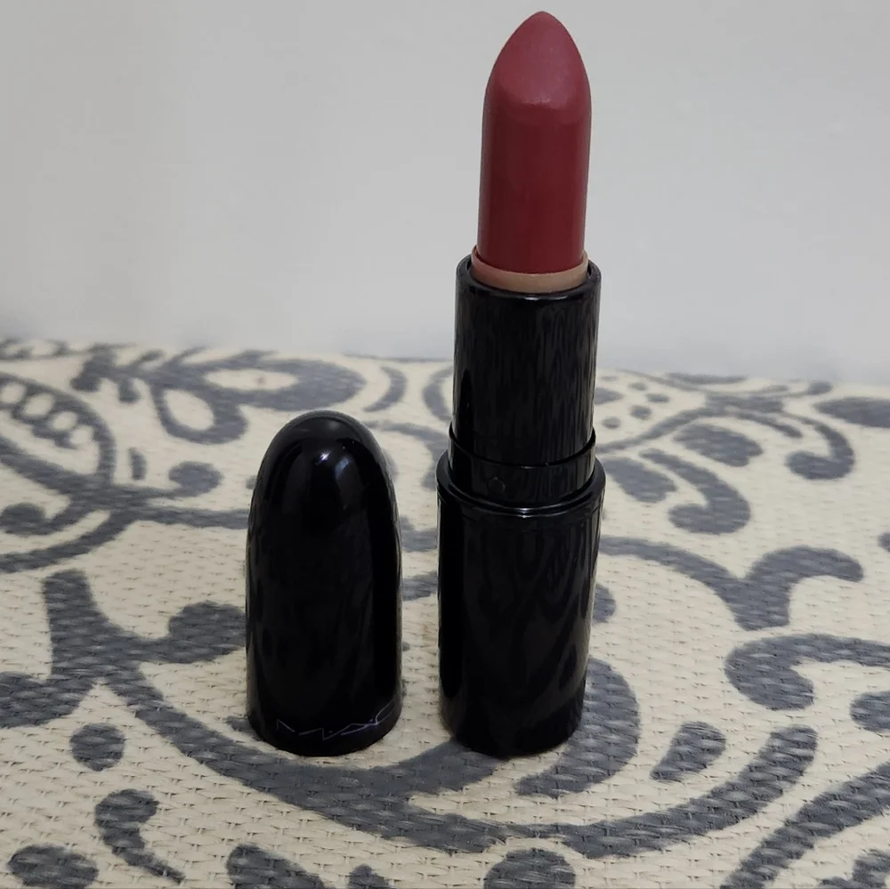 MAC Limited Edition Clouded Stars Lipstick 2020 Holiday Edition - Picture 1 of 3